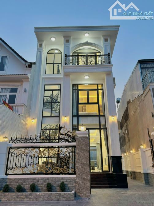 Biệt Thự cao cấp Mặt Tiền  An Sơn, Đà Lạt – 155m² – 17.5 tỷ - giá siêu đầu tư - 30