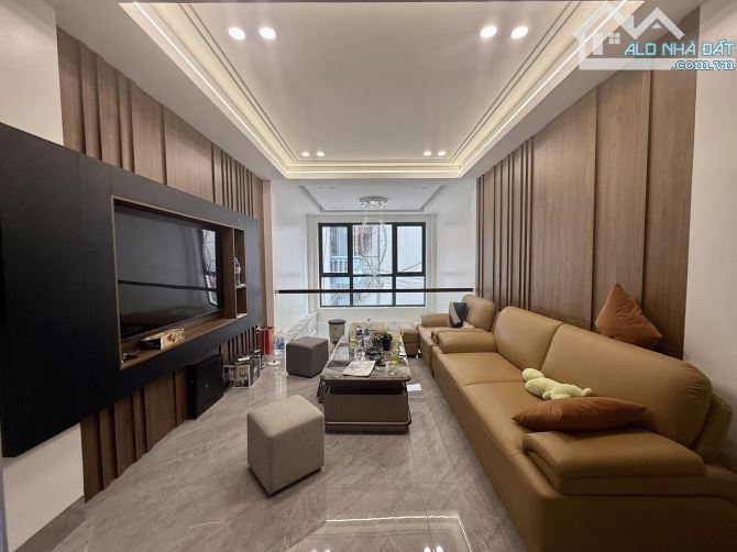 Bán Nhà Mặt Phố Nguyễn Công Trứ Ô Tô Tránh Gần Hồ Điều Hòa 47m2 4 Tầng Chỉ 13.5 Tỷ - 3