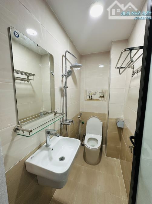 Nhà Dân Lô Góc 3 Thoáng Nội Thất Đẹp , Giá Tốt Nhất Thị Trường - 3