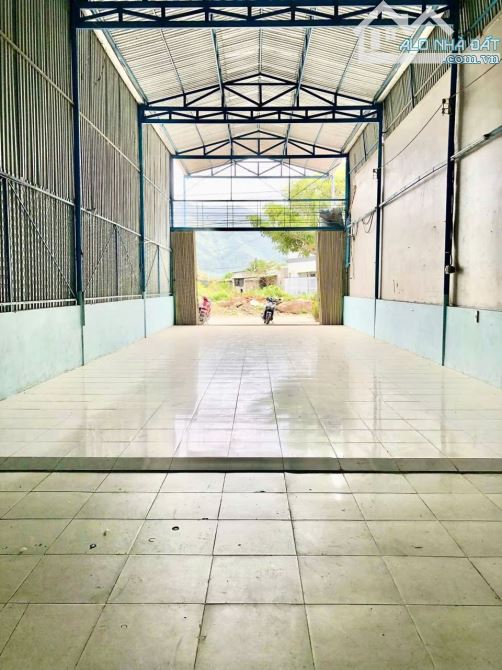 Nhà mặt tiền Chu Văn An 169m2 full thổ, Diên Toàn, Khánh Hòa - 3