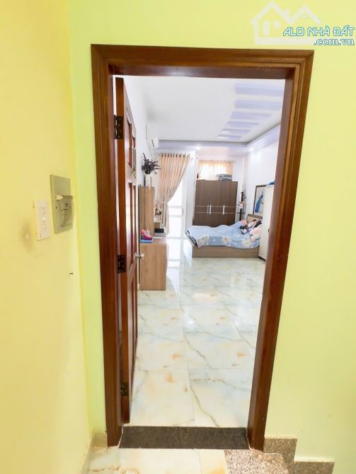 BÙI MINH TRỰC Q8 - OTO ĐỖ CỬA - 3.4/3.7X18M - CHỈ 6.8 TỶ - NHÀ ĐẸP 4 TẦNG - 3