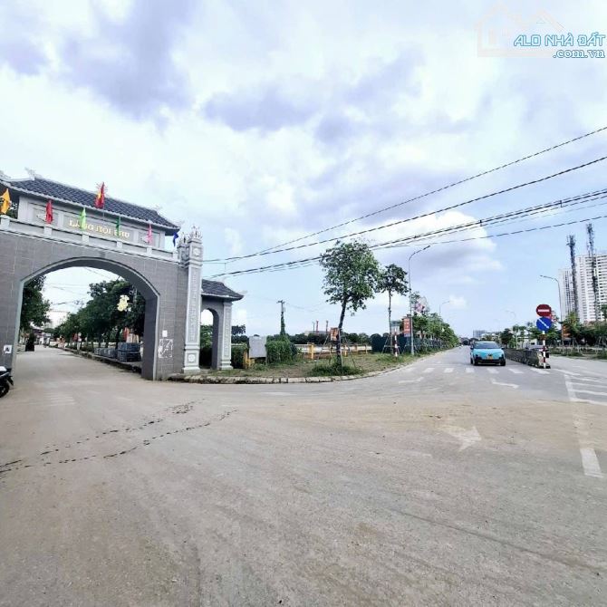 📌CỰC HIẾM 55m FUN THỔ CƯ THÔN HỘI PHỤ ,ĐÔNG HỘI   📌MẶT TIỀN 5,5m DÀI 11m Đường 3 m  📌VÀ - 3