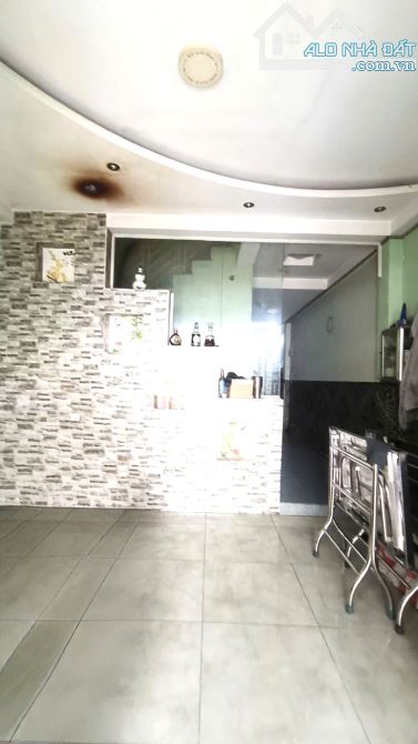 Bán nhà quận 6 - Hẻm xe hơi đổ cửa - 61m2 - giá 3,6 tỷ - 3