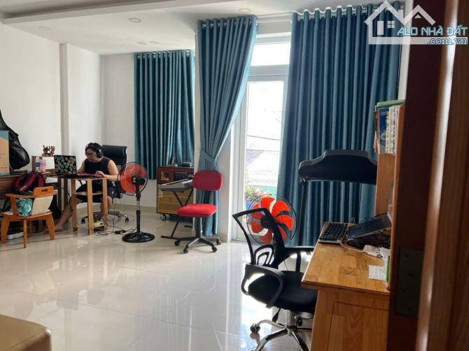 NHÀ MỚI P. LINH TÂY THỦ ĐỨC 4 TẤM 64M2 CHỈ 8.5 TỶ TL - 3