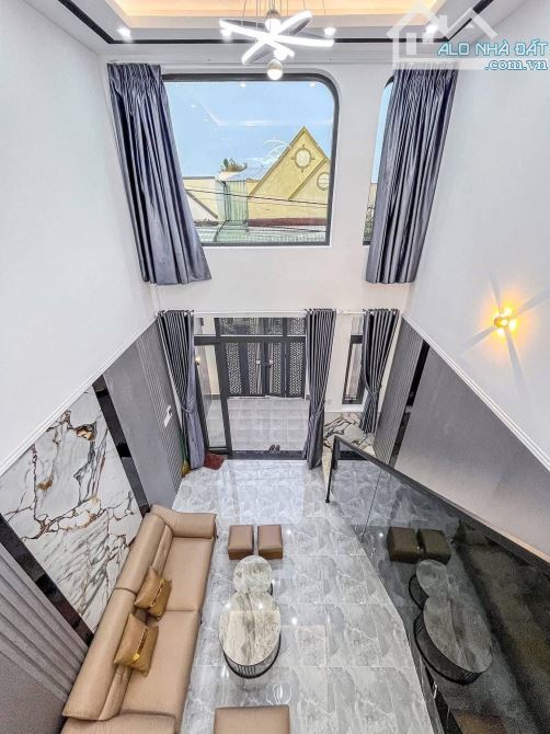 CẦN BÁN GẤP NHÀ PHỐ ĐẸP HIỆN ĐẠI NGAY KHU CÔNG NGHIỆP CẦU TRÀM – LONG AN – 112.6M² – GIÁ 2 - 3