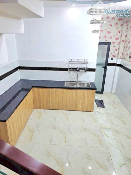 11 triệu💥Nhà thuê đẹp mới 3PN 3WC💥 Đường số  4 Phường 16  Gò Vấp 4x13m Sân để xe - 3