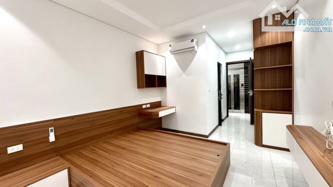 Nhà đẹp Ngọc Thụy, 32m2 X 5 tầng thang máy, ô tô tránh, kinh doanh chỉ 7.9 tỷ - 3