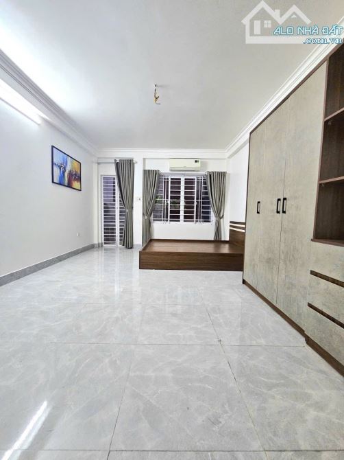 Cực rẻ!!!! Chỉ 6,7 tỷ có Nhà Mỹ Đình 30m2 5 tầng - sổ đỏ CC - 3