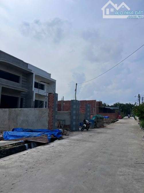 Bán nhà 1.69 tỷ mớiTtrệt Lững 3PN. gần chợ Giang Điền, đường Bình Minh Giang Điền. - 3