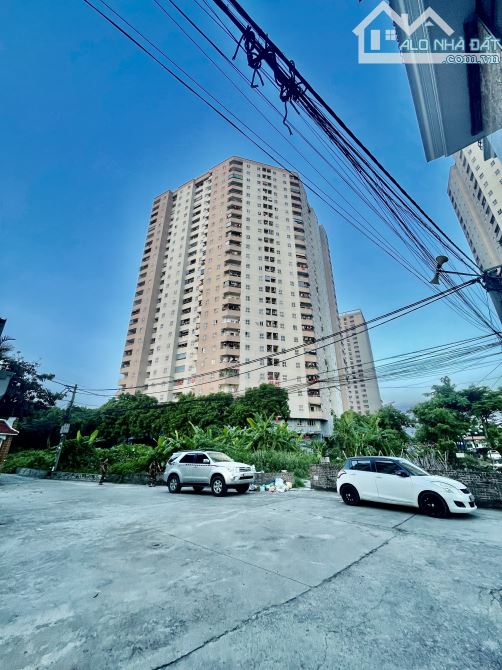 Bán Nhà Thạch Bàn 68m2-hơn 8 tỷ-Ô TÔ ĐỖ CỔNG-THANG MÁY-FULL NỘI THẤT-4 NGỦ-SÁT CHUNG CƯ TB - 3