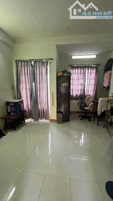 Nhà hẻm ô tô thông gần đường Phạm Hùng P5Q8, dt 3,9x11 4tầng shr giá 6.6tỷ. - 3