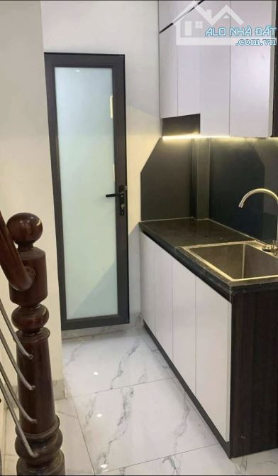 NHÀ ĐẸP PHỐ MINH KHAI : 16M / 3 TẦNG / 2 PHÒNG NGỦ / GIÁ 3.75 TY - 3