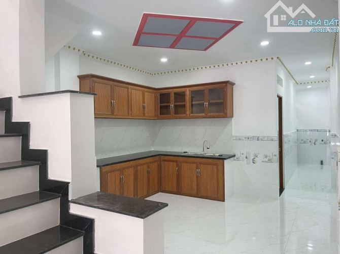 BÁN NHÀ ĐẸP MẶT TIỀN-3PN-2WC-GẦN KHU CÔNG NGHIỆP-CHỢ VĨNH LỘC A - 3