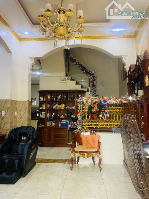 NHÀ 2 MẶT TIỀN KINH DOANH - 320M² BIỆT THỰ HOÀNH TRÁNG - SỔ NỞ HẬU PHONG THUỶ CỤC TỐT., - 3
