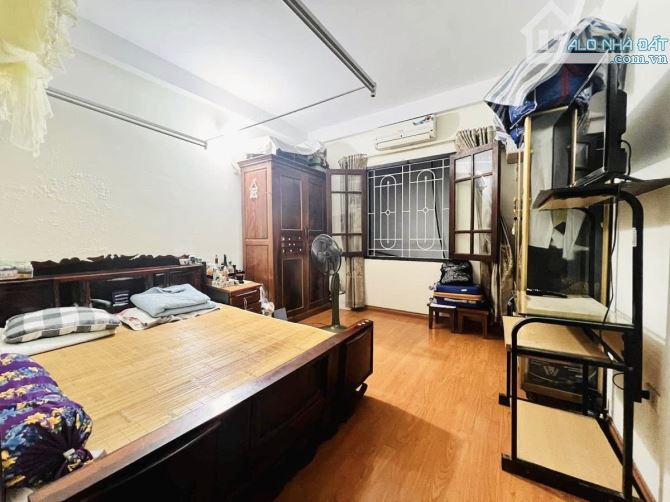 BÁN NHÀ PHẠM VĂN ĐỒNG – DT 52M2 – 4 TẦNG – 20M RA Ô TÔ TRÁNH – DÂN TRÍ CAO – GIÁ 8.9 TỶ - 3
