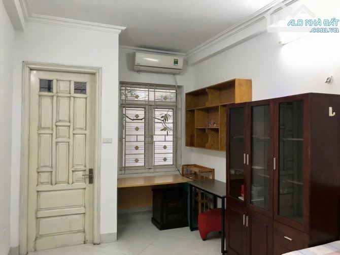 Cho thuê nhà ngõ Trần Thái Tông, 4 tầng x 35m2, 3 ngủ, 3 vệ sinh, 15 triệu - 3