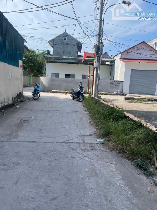 Cc cần bán DT : 76m full lô góc tại xã bình minh - 3