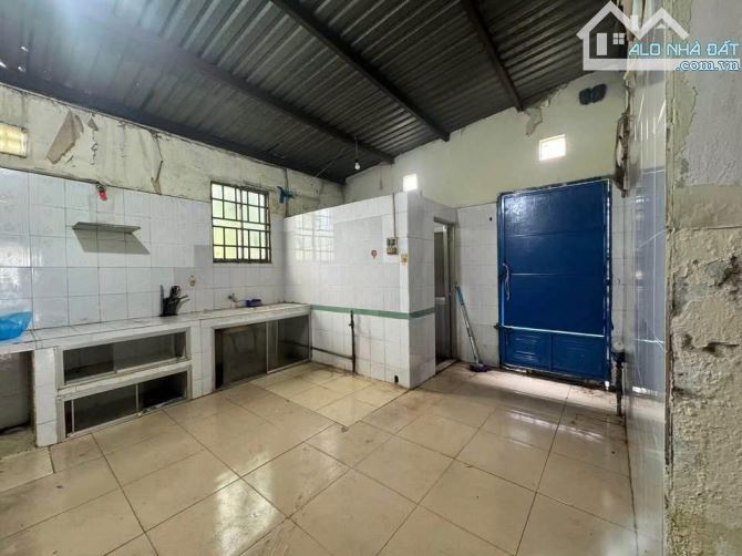 🏡NHÀ NÁT 820 TRIỆU BÁN Ở NGAY PHAN VĂN HỚN HÓC MÔN DT 118M2 SỔ RIÊNG - 3