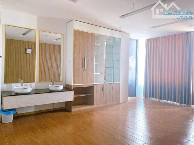 🏢 CHO THUÊ TÒA NHÀ 5 TẦNG VIEW CÔNG VIÊN – KHU MÊTRÔ - TÂN AN 📍 Vị trí đẹp, thuận tiện k - 3