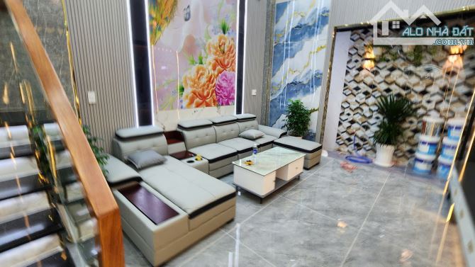 NHÀ PHỐ MỚI 4 TẦNG - HẺM 1/ QUỚI AN, THẠNH XUÂN 25 – P. THỚI AN, Q12 - 3