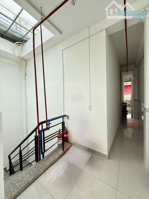 Bán tòa CHDV 5 tầng có ô lấp thang máy, 87m2 ngang 5.1m ngay chợ Bà Chiểu thu nhập ổn dịnh - 3