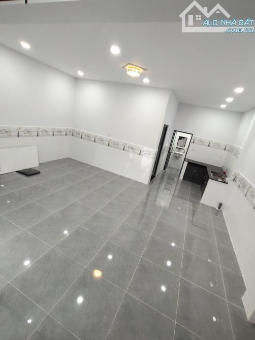 HẺM Ô TÔ - 2 TẦNG 60M2 NGANG 6M - MỚI ĐẸP Ở NGAY - GIÁ 5 TỶ - BÌNH TRỊ ĐÔNG A, BÌNH TÂN. - 3