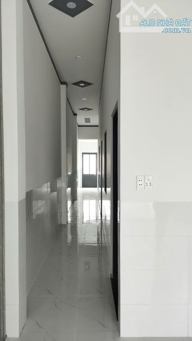 Nhà bán gần trung tâm hành chính 110m2 giá 1,6 tỷ đường oto sổ riêng vào ở ngay 2PN - 3