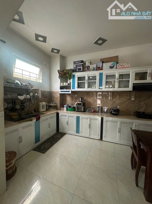 Chuyển Nhượng Nhà 4 Tầng mt Đường Liên Hoa - Nha Trang  -dtich: 48m2 , hoàn công 144m2í - 3