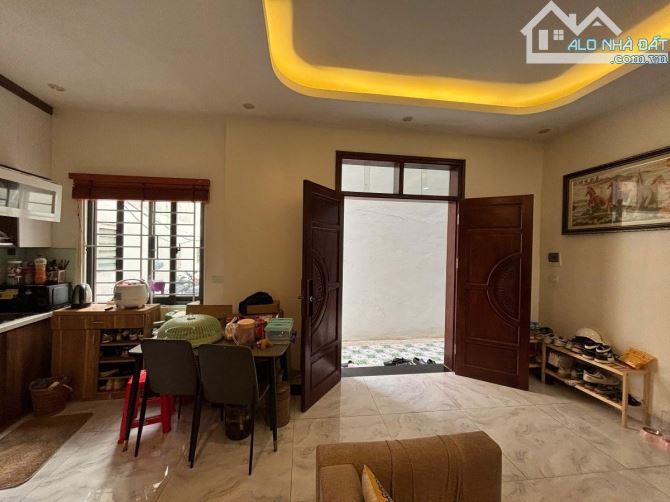 KHUẤT DUY TIẾN PHÂN LÔ MẶT PHỐ 42M 6 TẦNG  GIÁ 16.5 TỶ.KINH DOANH NGÀY ĐÊM - 3