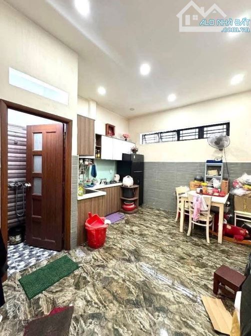 Nhỉnh 5 tỷ có nhà 2 tầng cực đẹp,2 mặt hẻm 6m sát bên Lotte Mart Nguyễn Văn Lượng,Gò Vấp - 3