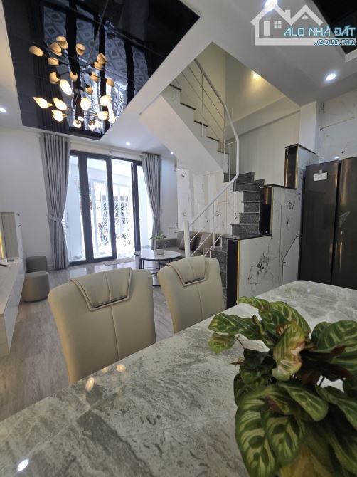 Siêu phẩm 4 tầng-nhà mới ở ngay - 3