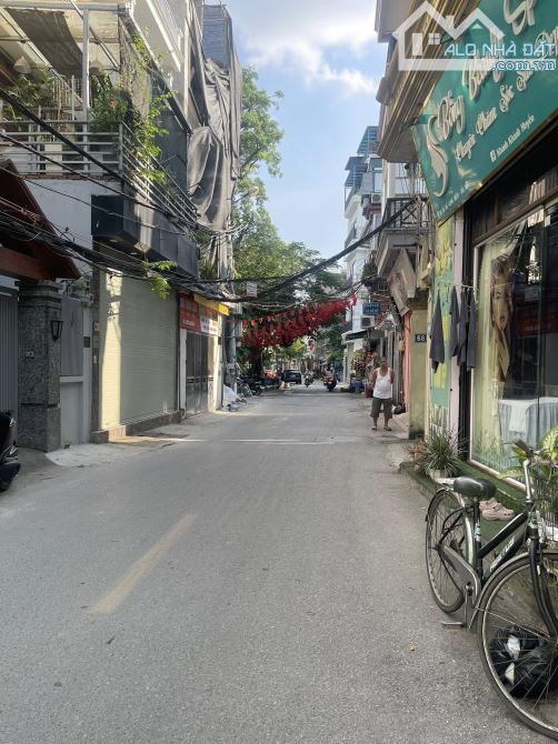Bán mảnh đất CỰC HIẾM mặt hồ Bồ Đề 90m, MT 6m, đường ô tô tránh, kinh doanh 26.8 tỷ. - 3