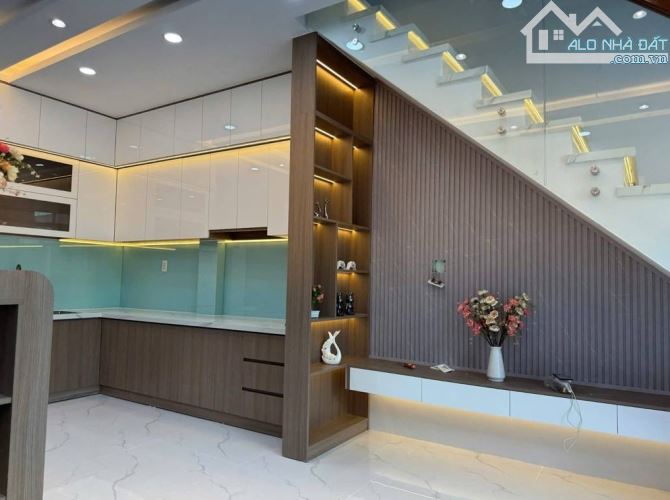 MUA 1 ĐƯỢC 2 – NHÀ 2 MT HUỲNH TẤN PHÁT, P. TÂN PHÚ, Q7 - 3