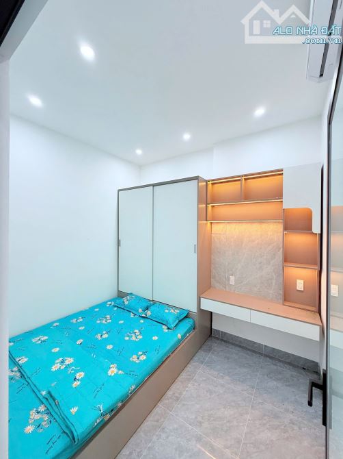 Nhà 2 tầng 2 mê 586/5 ĐIỆN BIÊN PHỦ, cách mặt tiền 4 cái nhà FULL nội thất - 3