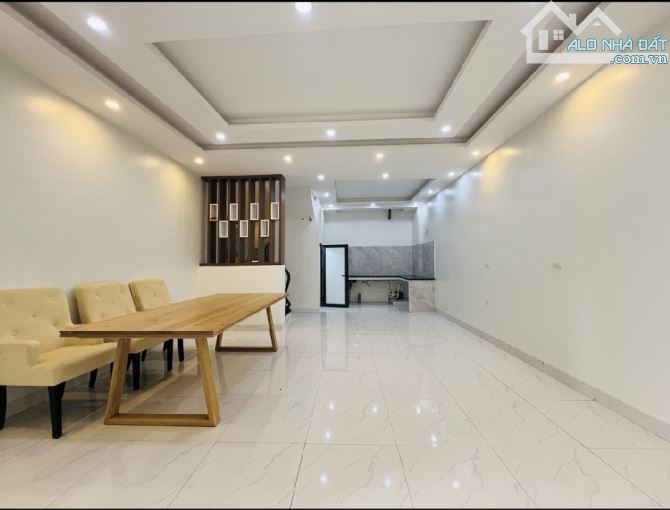 BÁN NHÀ 3 TẦNG TRUNG TÂM ĐÔNG ANH – THIẾT KẾ HIỆN ĐẠI – VÀI BƯỚC RA MẶT PHỐ CAO LỖ - 3