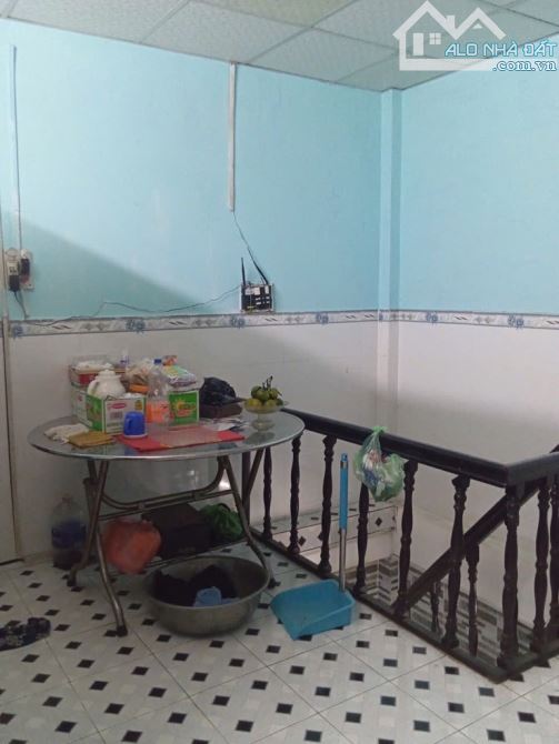 HXH - Nhà kiên cố -2 Tầng BTCT- 46m² – Cách MT Nguyễn Duy Trinh 100m – Chỉ 4,2 Tỷ - 3