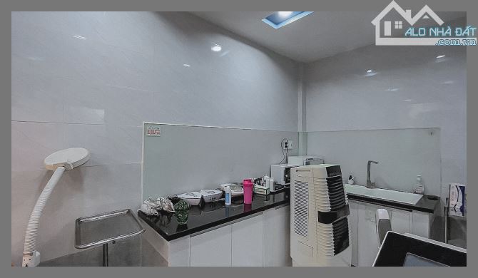 Nhà hẻm xe hơi Thích Quảng Đức P5 Phú Nhuận, 45m², 1 trệt 1 lầu, nhà đẹp ở ngay, chỉ 4 tỷ - 3