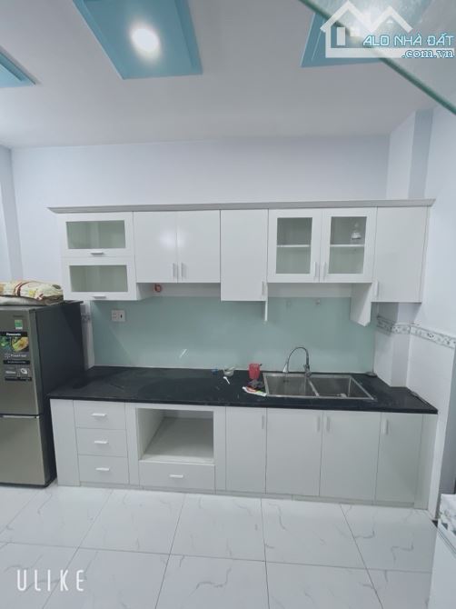 💥💥HẺM XE HƠI TRÁNH NHAU, NHÀ 2 TẦNG BTCT NGANG 4.5M , NỞ HẬU 12M- GIÁ 6.xx TỶ - 3