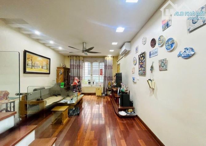 Bán nhà Bồ Đề, Long Biên 50m2, 5 tầng, mt 4m, ô tô thông, vào nhà, 13.8 tỷ - 3