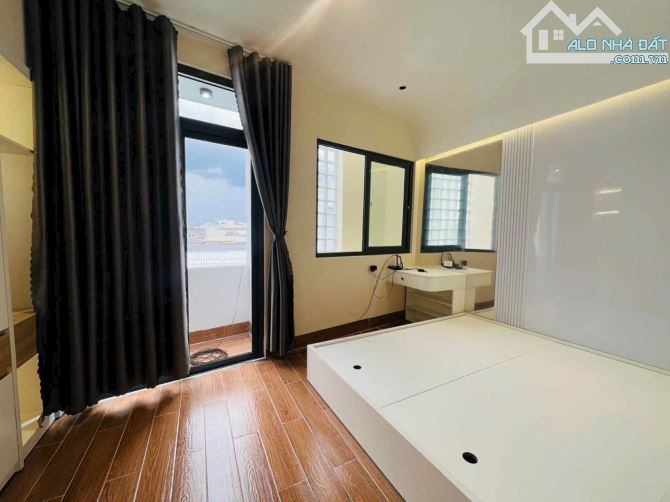 Bán Nhà Trệt Lầu Hẻm Đường Đồng Khởi - 3