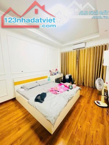 BÁN NHÀ LÔ GÓC YÊN NGHĨA HÀ ĐÔNG 35M2, 5 TẦNG, MT 3.4M, Ô TÔ ĐỖ CỬA - 3
