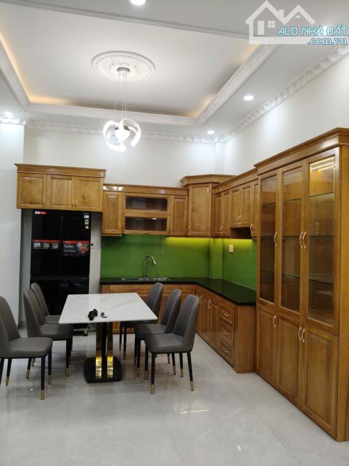 Nhà 1 trệt 2 lầu 12x8,5 Xây dựng 8x8,5 BTCT 4PN 4WC, có Gara Ô tô riêng - 4