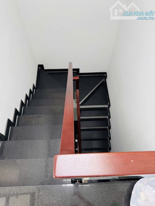 CẦN BÁN NHÀ QUẬN BÌNH TÂN LÊ ĐÌNH CẨN 5,6 TỶ  4 X 13M - 4