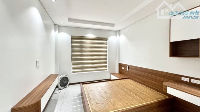 Nhà đẹp Ngọc Thụy, 32m2 X 5 tầng thang máy, ô tô tránh, kinh doanh chỉ 7.9 tỷ - 4