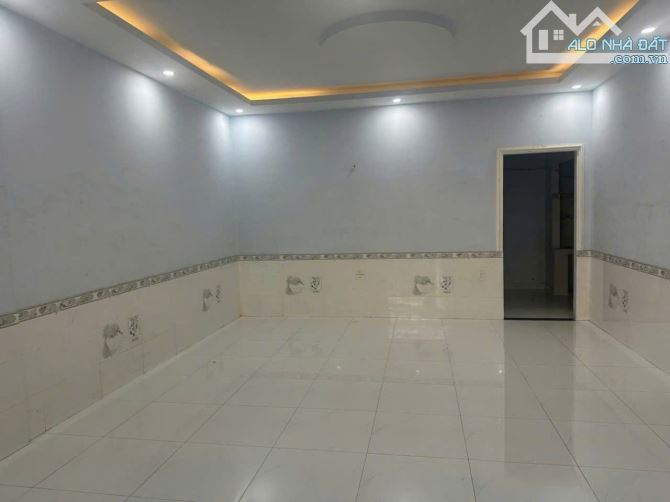 NHÀ NGANG 10, DÀI 13,5 3PN 2WC, SÂN ĐẬU OTO, ĐƯỜNG SỐ 6 GẦN CẦU VƯƠT LINH XUÂN, QL1K - 4