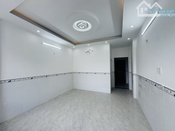 Bán Nhà Hẻm Xe Hơi Trần Thủ Độ Tân Phú 3 Tầng 180m2 Giá Tốt - 4