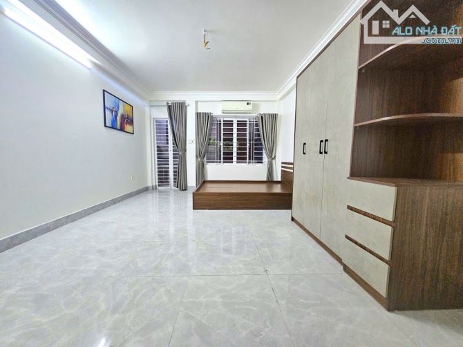 Cực rẻ!!!! Chỉ 6,7 tỷ có Nhà Mỹ Đình 30m2 5 tầng - sổ đỏ CC - 4