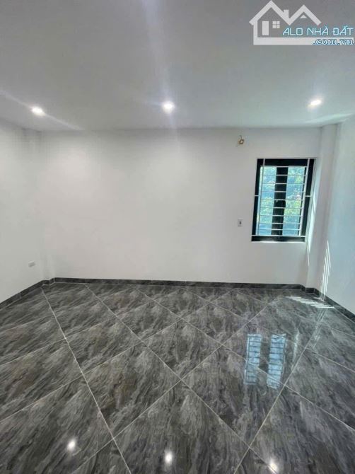 🏡 NHÀ 6TẦNG – 40m² – Ô TÔ VÀO NHÀ – TRUNG TÂM YÊN NGHĨA 🏡 - 4