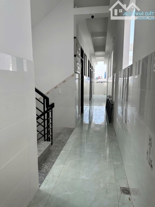 BÁN CHDV DÒNG TIỀN TỐT - GẦN 280M2, NGANG GẦN 9M, HẺM NHỰA 8M - NGAY KHU TÂY THẠNH - 4
