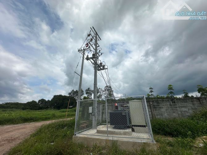BÁN GẤP XƯỞNG 5.400M2 CỰC ĐẸP PHÚ GIÁO, TPHCM. GIÁ CHỈ 65 TỶ 📍 Vị trí đẹp , giao - 4